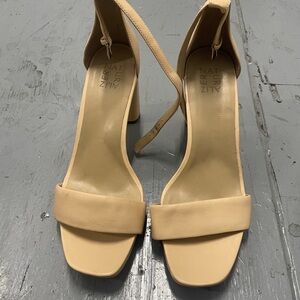 Naturalizer Cream Block Heel Sandals